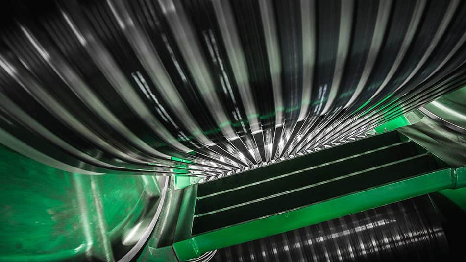 Для этого сообщества должны внедрять способы обеспечения устойчивого развития во все операции.