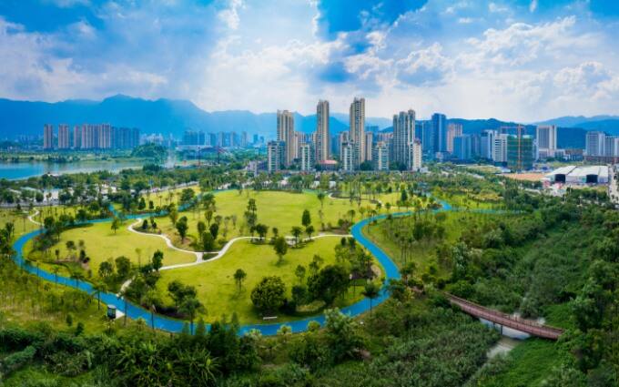 НАДЕЖНЫЙ ПАРТНЕР В СТРОИТЕЛЬСТВЕ ЭКОЛОГИЧНЫХ ЗДАНИЙ